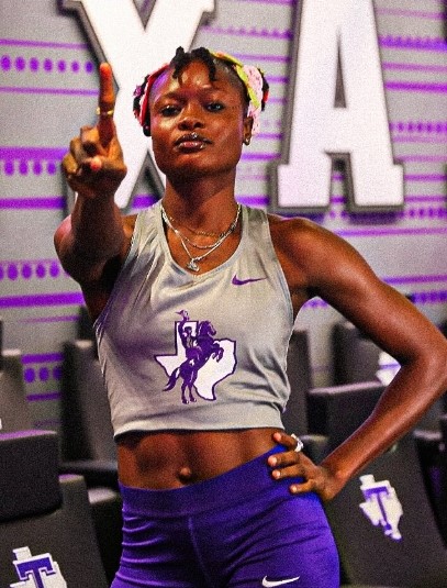 Okon, Ochonogor named among top freshmen to watch at 2025 NCAA DI ...